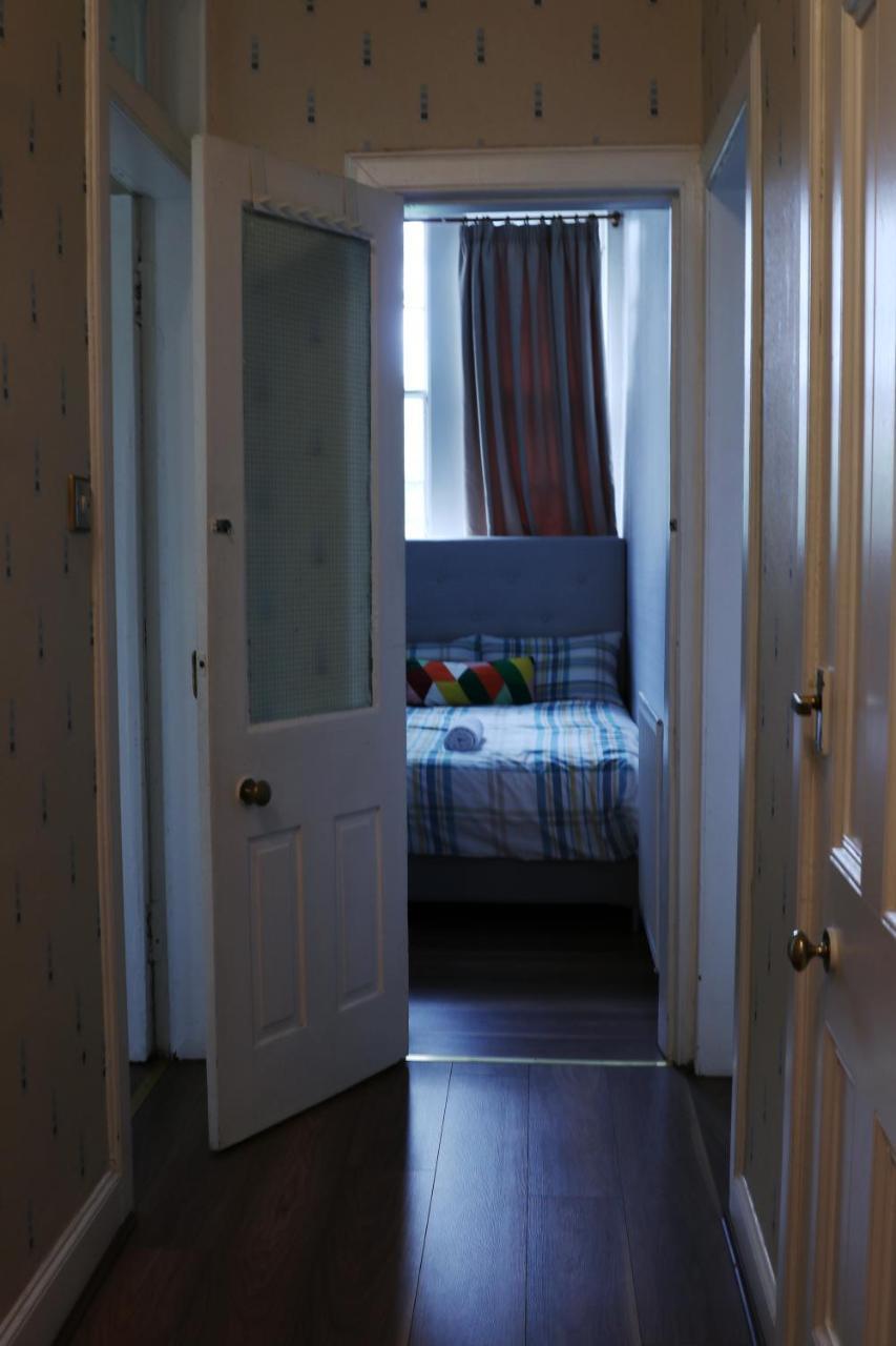 Cosy Bright Flat Centre *